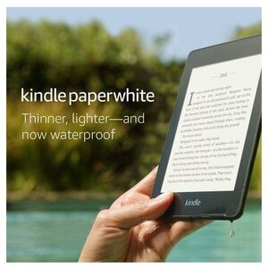 *sold*Waterproof Kindle Paperwhite w/ magnetic auto-sleep case included
